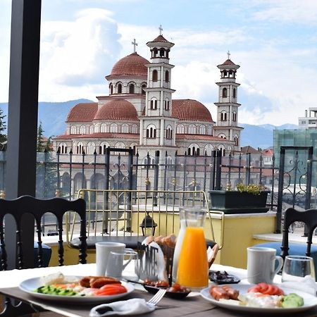 Bocca Hotel Korce Bagian luar foto