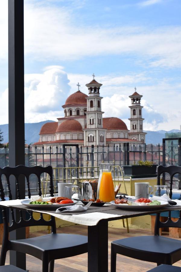 Bocca Hotel Korce Bagian luar foto